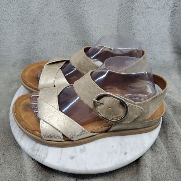 Sofft Shoes Womens Size 9 Gold Faux Leather Galiana Sandals - Picture 1 of 10